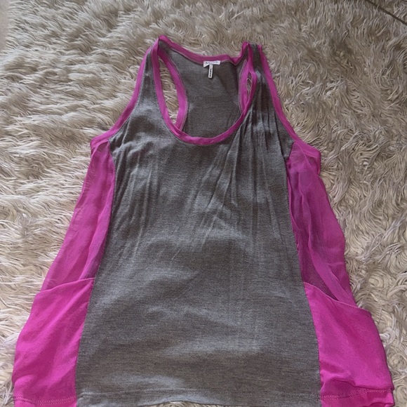 Lot of 4 defined shirts size small Wildfox KAIN LABEL Splendid Chaser LA - Picture 8 of 14